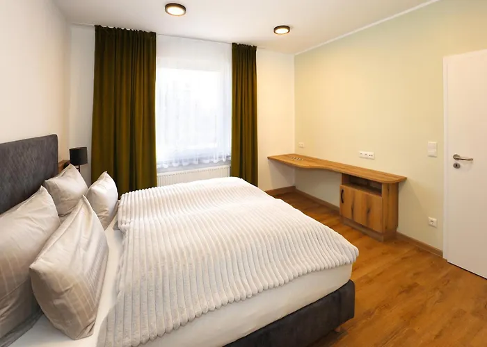 מלון Erlebnis Wald 3*